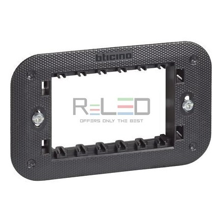 BTicino Living Now supporto 3 moduli K4703